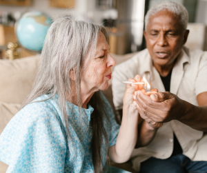 More and more seniors are using cannabis to improve sleep quality.